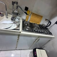 كاونتر • طباخ منضدي • نظيف