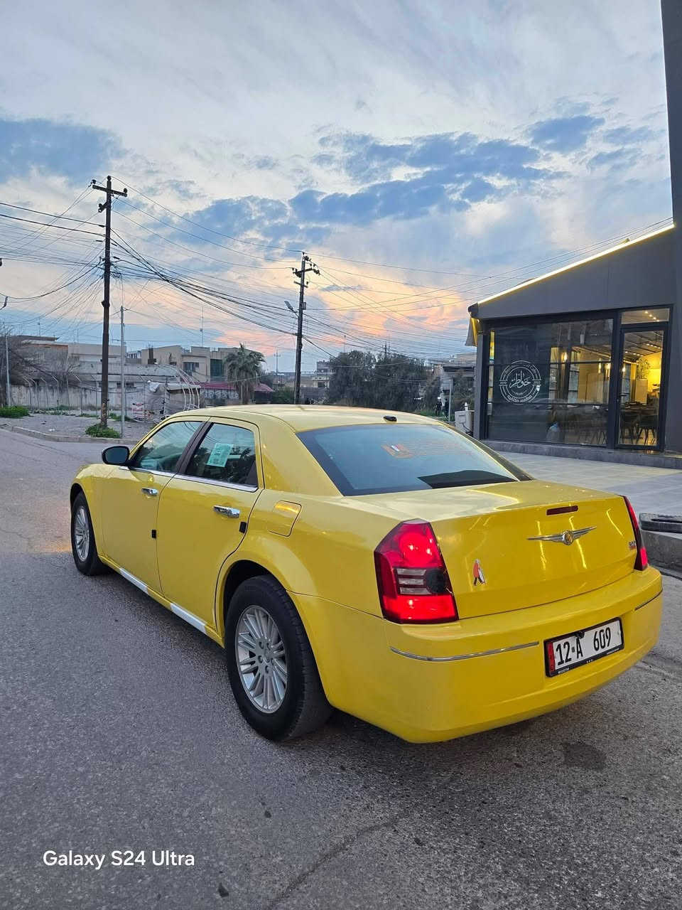 للبيع
سعر 115$ وبي مجال شي قليل
اوباما c300 موديل 2009
محرك 6سلندر حجم 3500  كير اوتوماتيك
 شرط المحرك والكير 
🚫 سيارة بدون حادث  جاملغ امامي يمين مبدل بدون دواخل 
رقم نينوى دولي  سنوية جديد شرط التحويل 
خطها موصل ✈️.بغداد . هيئة مصفرة 
 شاشة كامرة   كروز سرعة  كشن كهرب abs
 تبريد قطعتين يدات ومري نيكل
سيارة مصروف عليها وجاهزة 
***********
***********
