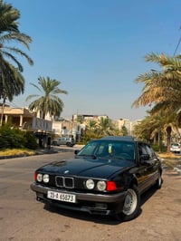 بي ام دبليو 1990 نوع 730i محرك 6 سلندر مفتوح كير ومحرك كفاله  مصبوغه ع...