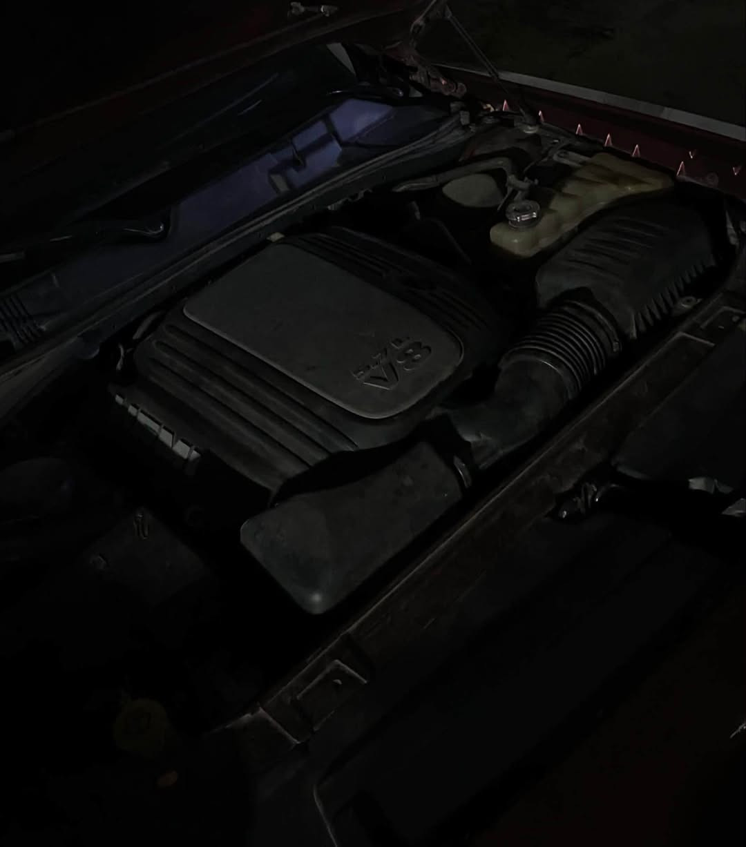 ٢٠١٨ • محرك V8 • ٩٤٠٠٠ ميل