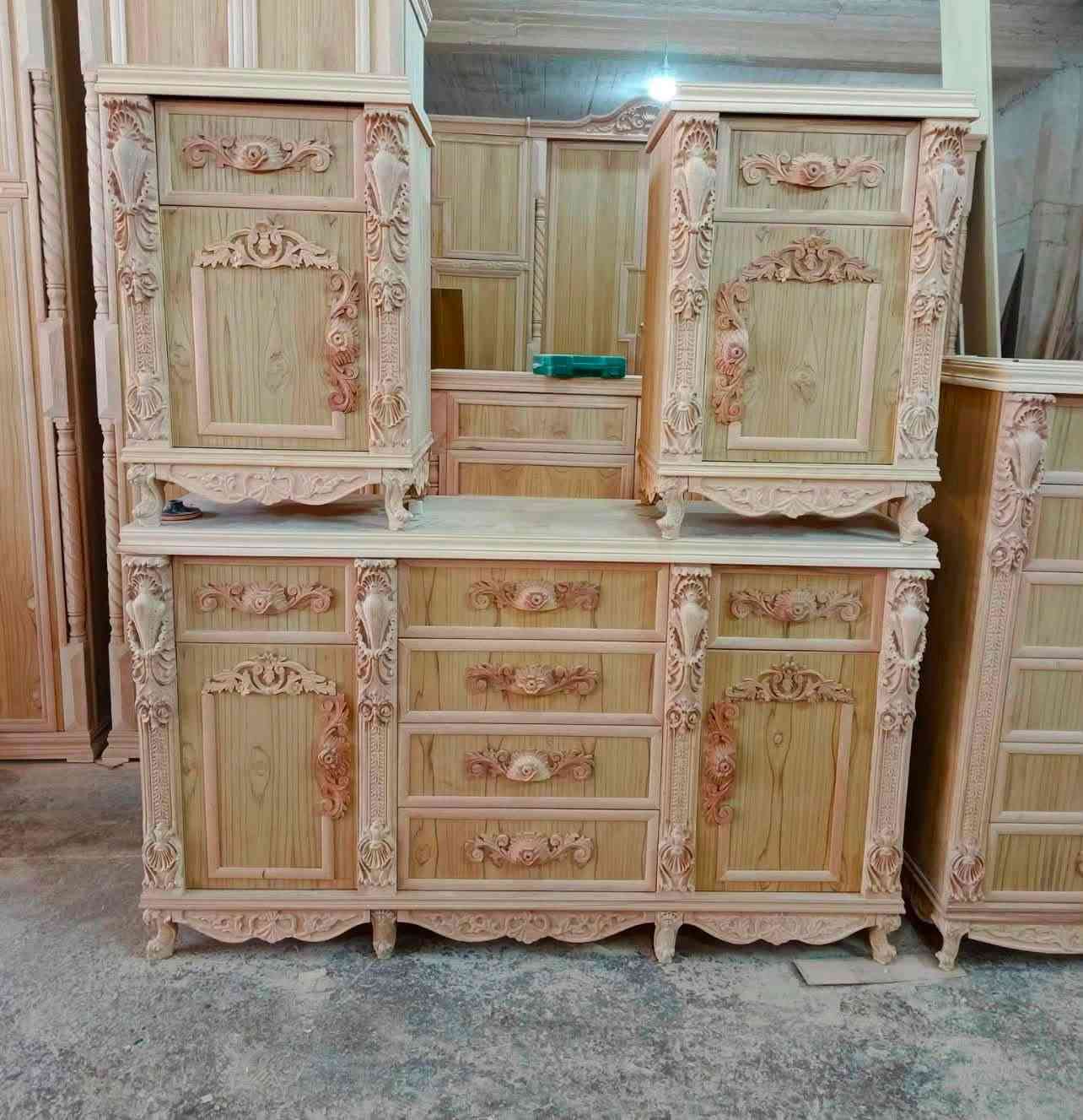معمل ومعرض الشاهين للأثاث الراقي
غرف نوم 
عراقي فصال تركي 
شغل عراقي 
دواوين /ديكورات 
جمله &مفرد 
وتوصيل جميع محافظات العراق 
العنوان  موصل حي الثوره قرب جامع الشاكرين 
معمل ومعرض الشاهين 
للتواصل عبر الصفحه او الأرقام التأليه 
*********** 
***********
