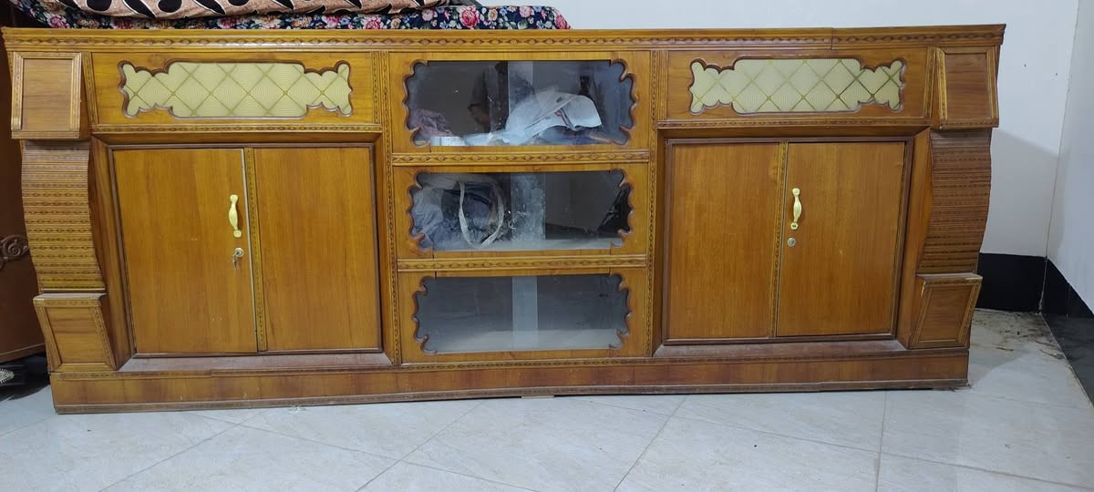 بوفيه جديده • ارتفاع ٢م • الكرمه