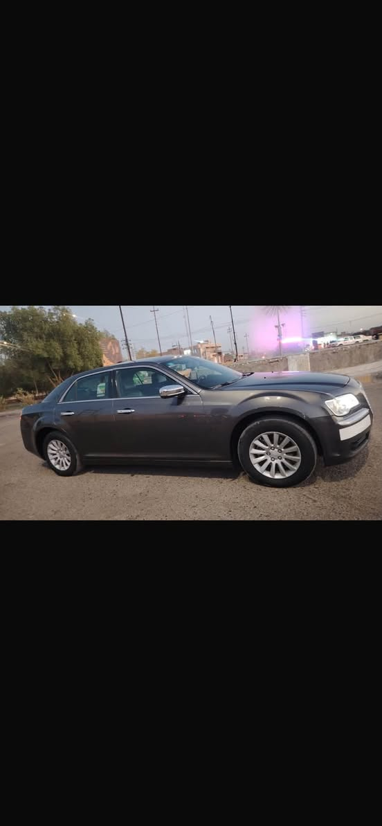 سلام عليكم اوبامان كندي موديل 2013 بيها جاملغ وبنيد فقطه مكينه وكير 3600 كفاله حداديه جديده تخم تاير كهربائيات كلها شغاله سياره مال جناي مكان السياره ميسان العماره السعر 125 وبيها مجال رقم الهاتف ***********
