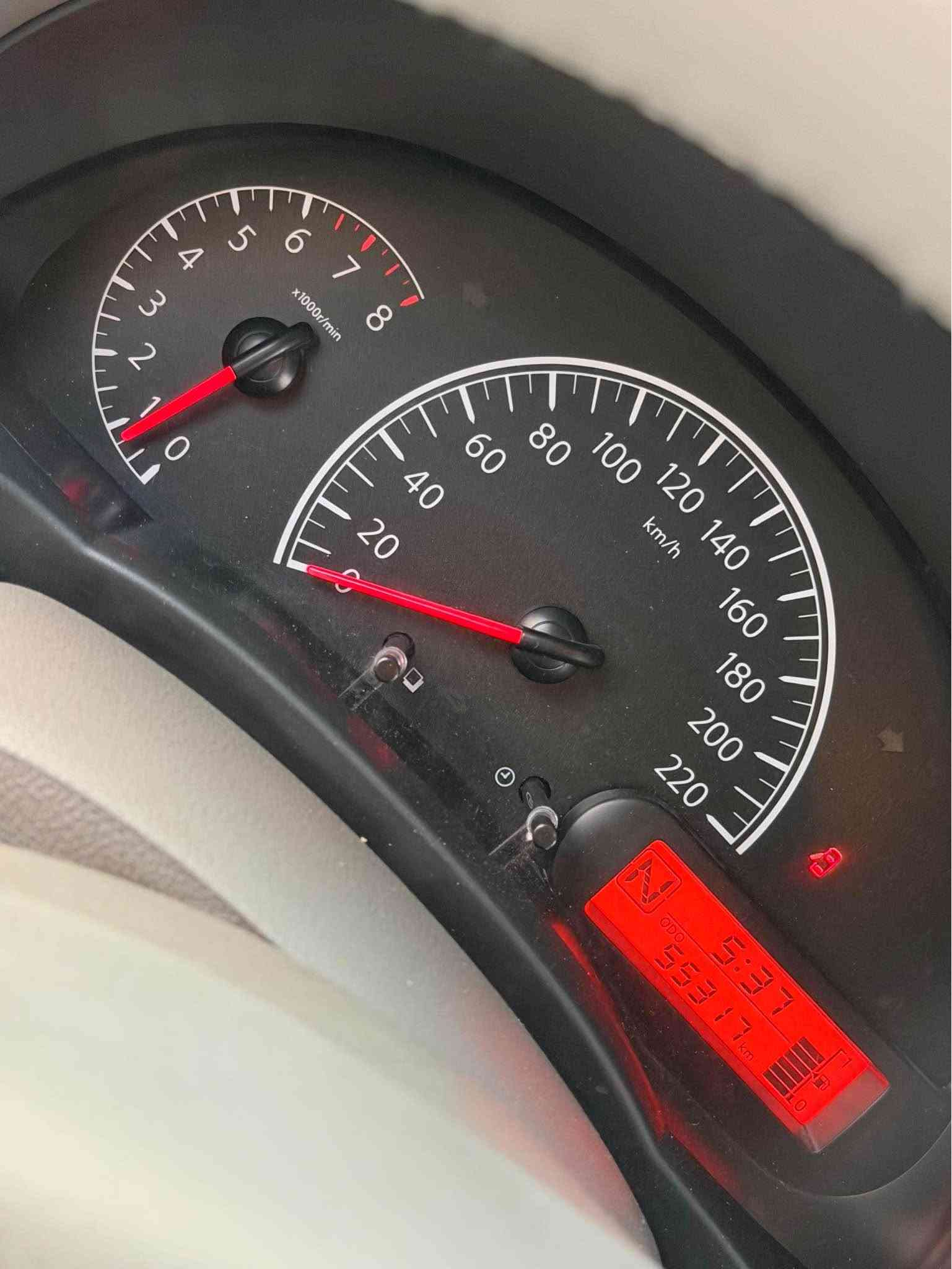 نيسان سني مديل 2022 -  هندية بليته زركه أصلية بحالة ممتازة للبيع
​المحرك: 1500 CC (بحالة الوكالة، محرك جديد ونشط جداً). كير مكينة مكفولات 
​السيارة مكفولة وجديدة جداً، بعدها بخيرها تحكمات ستيرن حساسات خلفية شاشه لكزز كامره خلفيه شادلها كأمره خلفيه تخم تاير جديد اربع سماعات جدد سيارة كل نقص مابيها 
ماشية 55الف
على وضع الشركة مال بيت السيارة باسمي
رقم اربيل هزتهاجديده ​السعر:109وبيها مجال
​السيارة نظيفة جداً ومناسبة للي يدور سيارة عمل واقتصادية وما تحتاج أي مصروف.
مكان بغداد العطيفية
قرب صاج البديع لاستفسار 
*********** بغداد, العراق
