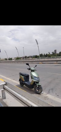 دراجة شحن سبورت سكنس  ملف 1000 نضيف  6 بطاريات رصاص 32v  عقل جيد نضيف ...