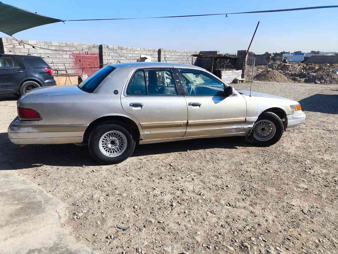 للبيع
Mercury Grand Marquis 1994 

صدر جديد تخم تاير 
محرك لكزز v8 400
ملاحظه ينرادلها محرك 
السعر قفل 20 ورقه 
***********
