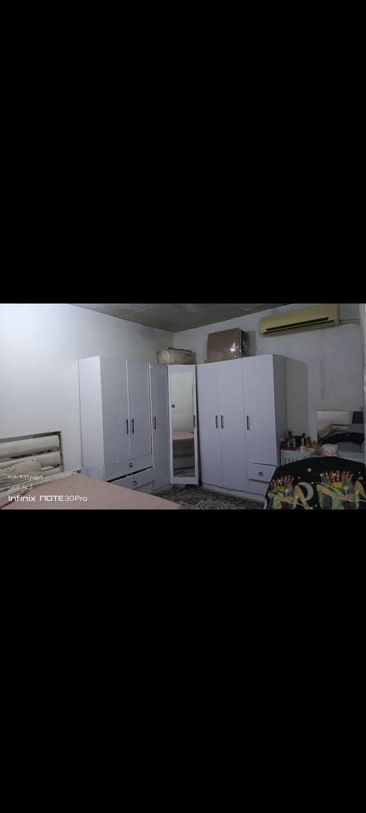 بيت للبيع ١٠٠ متر مربعه بي غرفه وصاله ومطبخ وحمام داخلي وحمام خارجي واستقبال واجهه البيت ٨ قريب على الشارع العام يبعد ٧٠ متر  مرقم من البلديه الاساس والسكف صب
موقعه : شارع المطار الجديد قريب محطه بانزين ريبال مقابيل شارع الشفلات .للتواصل *********** والخاص موجود ايضا
بيت للبيع ١٠٠ متر مربعه بي غرفه وصاله ومطبخ وحمام داخلي وحمام خارجي واستقبال واجهه البيت ٨ قريب على الشارع العام يبعد ٧٠ متر  مرقم من البلديه الاساس والسكف صب
