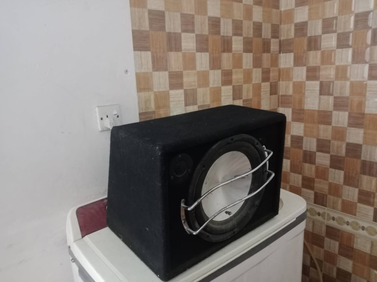 مرخصت مدير الكروب دمام البيع السعر مالته ٥٠ الف البيع مستعجل مكان كربلاء الحر رقم تواصل وياي ***********
