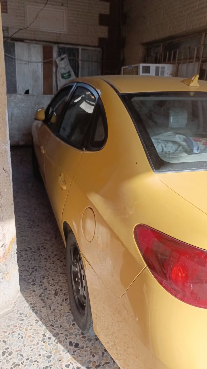 مستعجل عله بيع سلام وعليكم سياره موديل 2010 رقم بغداد مكينه 2000كير مكينه كهربائي كله كامله بيه منضومه زنون داخل قبل شهر مدوشمه بل كاظميه بل نواب سياره خير من الله لبيع  73وبيه مجال جدن قليل مكاني بغداد سلمان باك تحويل ثاني يوم ***********
