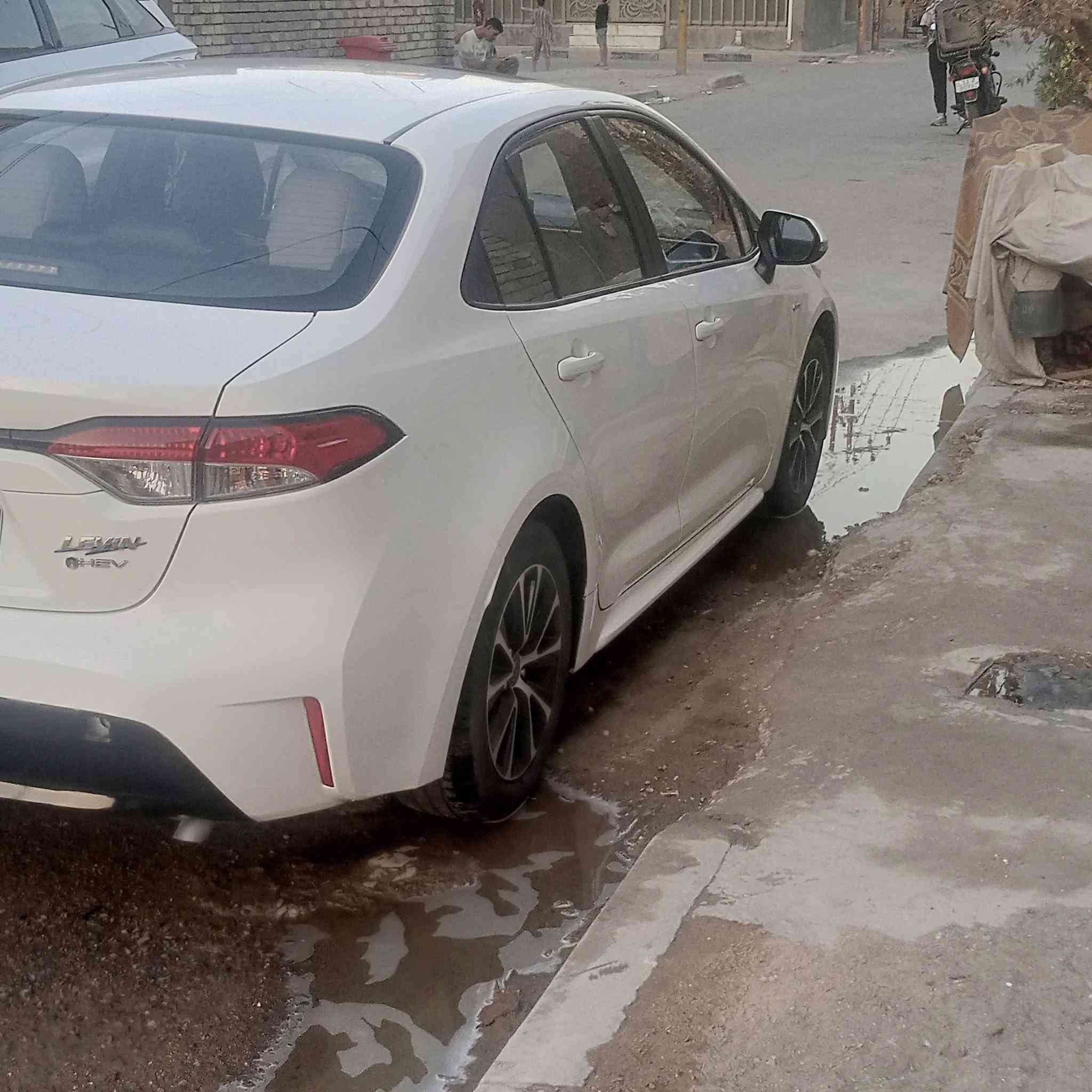 كورلا موديل ٢٥شكل امريكي دوشمه ارضيه وكشنات صبغ دعاميه خلفيه وبارد في مكان المحدد 
السعر ٢٣٧٥٠ 
العنوان بغداد
الهاتف ***********
