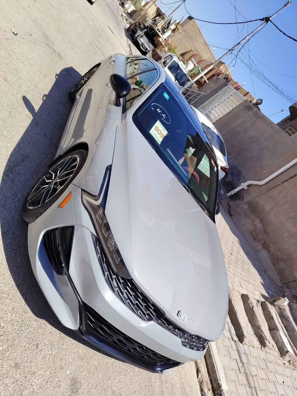 السلام عليكم
  K5 GT 2500 Turbo
كي فايف جي تي موديل 22 رقم بغداد الدولي 
مكينه 2500 تيربو فول مواصفات حادث خفيف بنيد بلاد فقط صبغ مع بارد قليل بدور الجاملغ الخلفي  بدون صبغ وصور الحادث بالمنشور السعر 183 وبيها مجال قليل ترهم مراوس بسياره سعر أقل
المكان النجف
***********
***********
