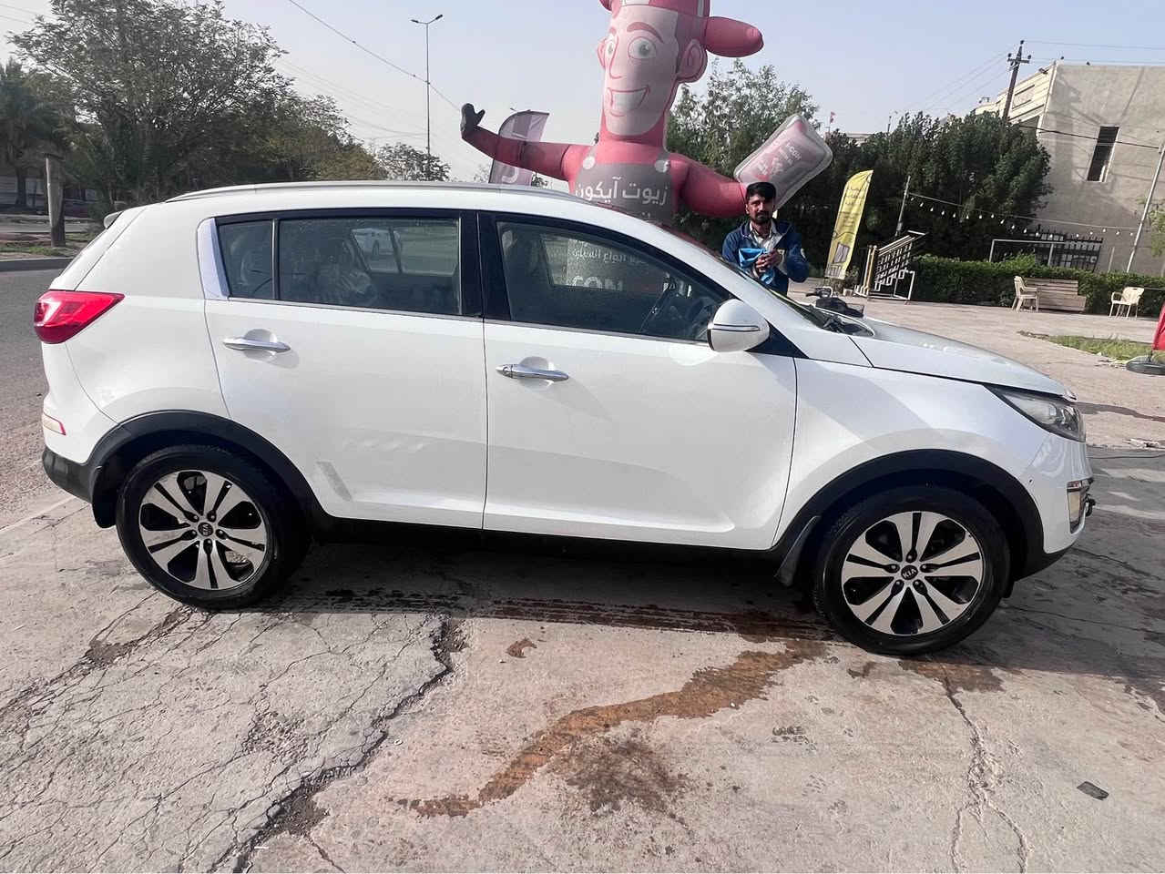 كيا سبورتج خليجي موديل 13 رقم بغداد باسمي السيارة مواصفات فول ع البصمة بنوراما مكينة 2400 دوش تبريد شغال أبيع حزام السعر 115 وبيها مجال *********** بغداد, العراق
