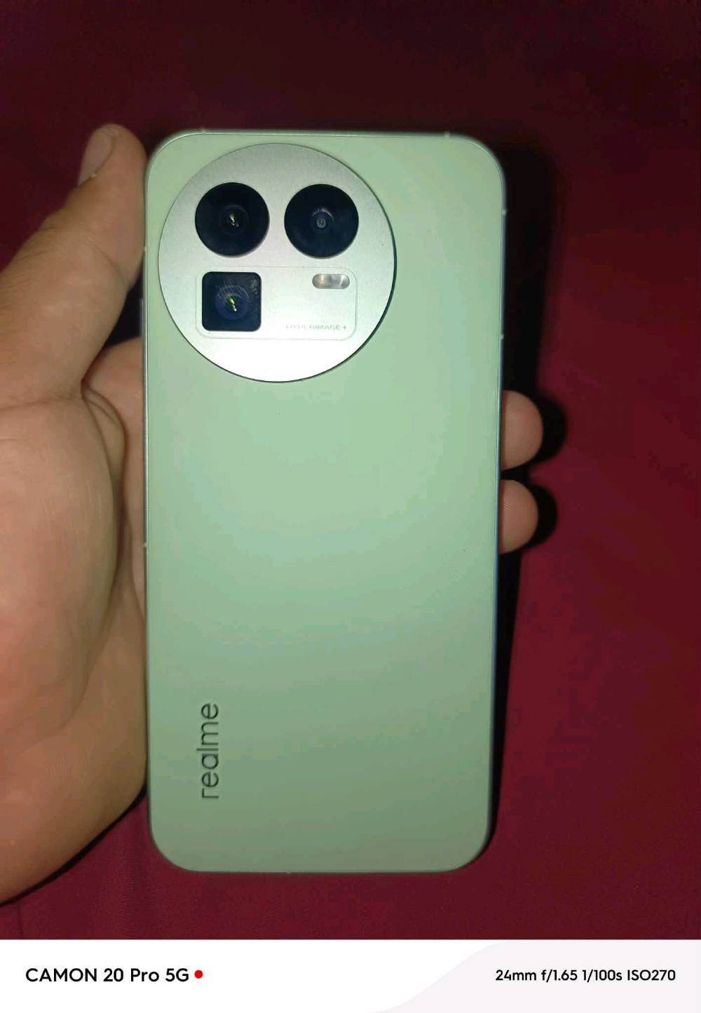 ريلمي gt8 256/12 النسخة الصينية (عربي+كامل ملحقات عدا الكارتون) جديد استيراد خاص
(للبيع٧٢٥ أو المراوس ) معالج سناب دراجون 8ايلت كاميرات قوية جدا بدعم Ricoh اليابانية  50+50+12 زوم120x امامية 16ميجا بكسل بطارية 7000 بطارية100 مشحون مرة واحدة شحن سريع100واط شاشة 6.8 انج دقة QHD+ هرتزية144 صوت ستيريو عالي ومجسم مقاوم للماء والغبار ip69 مكاني بغداد