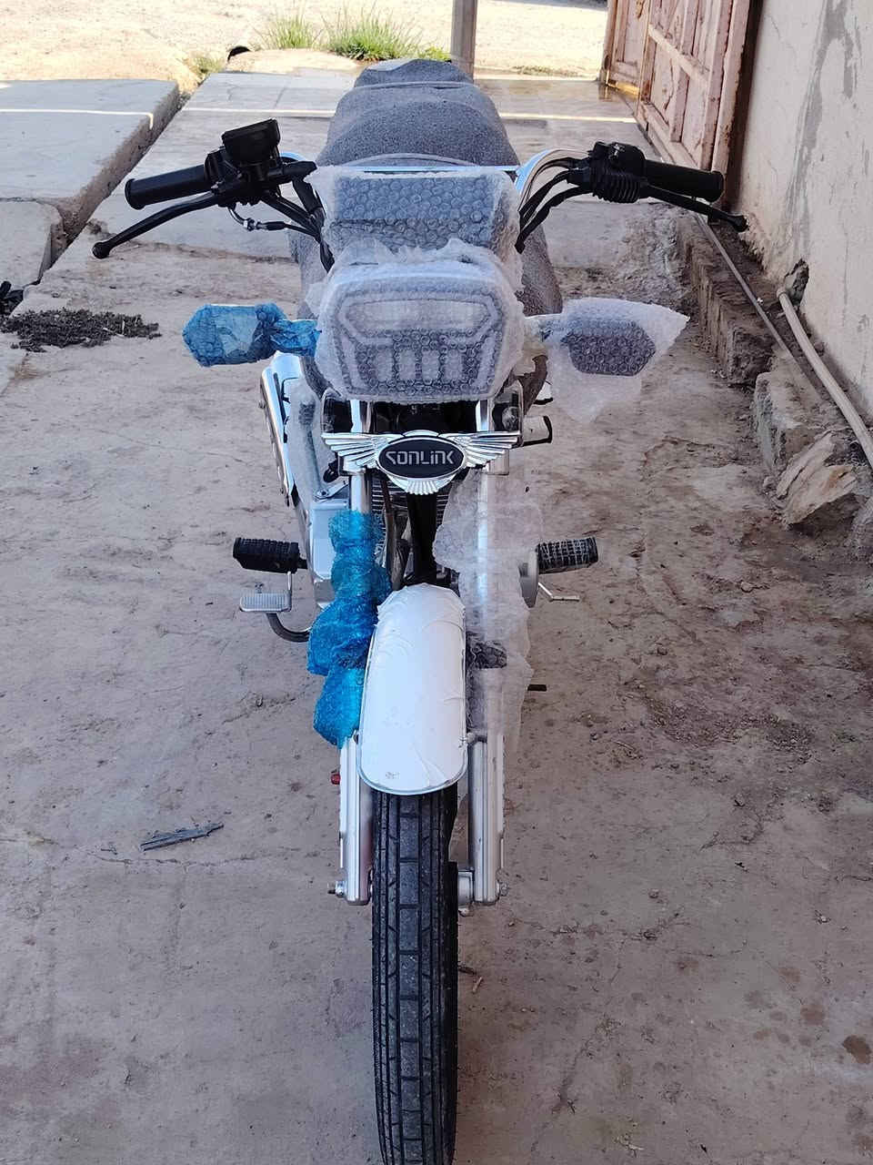 السلام عليكم ماطور للبيع موديل 2024محدث 2025نضيف فول مواصفات كامل السعر 800وبي مجال شي قليل التصال عل رقم ***********الخاص مقلق
