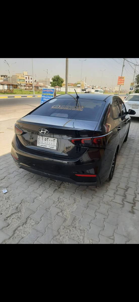 السلام عليكم
  اكسنت للبيع وارد امريكي 
موديل 2019 
مكينه 1600 
الرقم حره بصره ب اسمي 
السعر 105$ وبيها مجال 
السياره جاهزه من كلشي 
العنوان البصره 
التواصل عبر الرقم التالي *********** موجود واتساب

