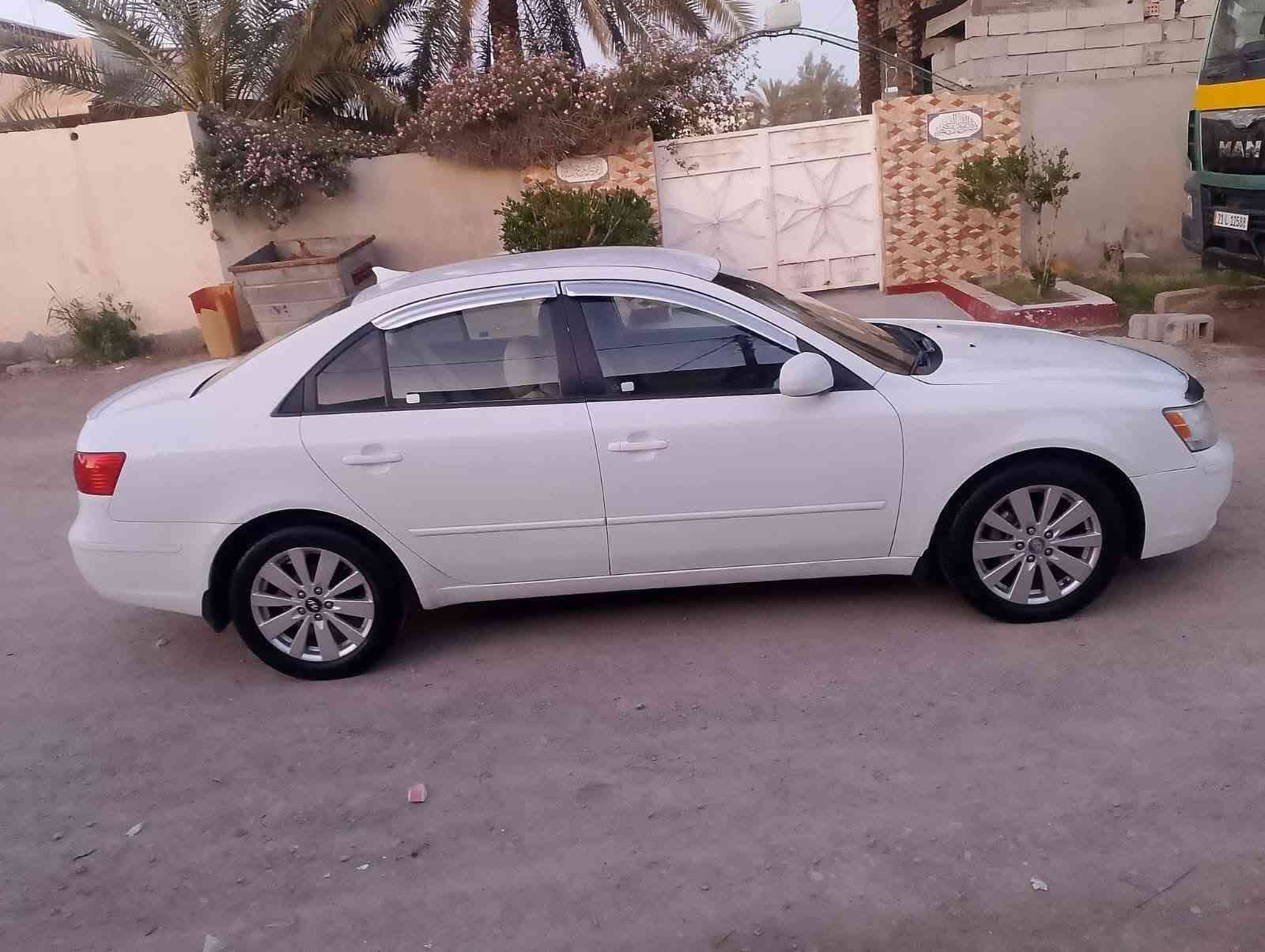 سلام عليكم سوناتا 2010 وارد امريكي ليبل واحد كلها 
حادثها جامرلغ خلفي فقط بدون دواخل سياره مال جناي 
مكينه 2400 دوش مكينه كير مكفولات وضع شركه 
لا صرف لا بخار صدر امامي خلفي جديد تبريد ثلج 
تخم تاير لايت زنون سياره كامله الجناي بدون نقص 
رقم ديالى نكليزي بسمي سنويه الغايه 28 تحويل ثاني يوم 
سياره جاهزه من كلشي السعرر $ (97) بيها مجال 
(ملاحظه سياره بيها مكانات صبغ اثر تكشير بدون معجون )
سونار مع الصور فقط اثر تكشير بدون اي دواخل ليبل واحد 
مكاني ديالى بعقوبة رقم هاتف ***********
