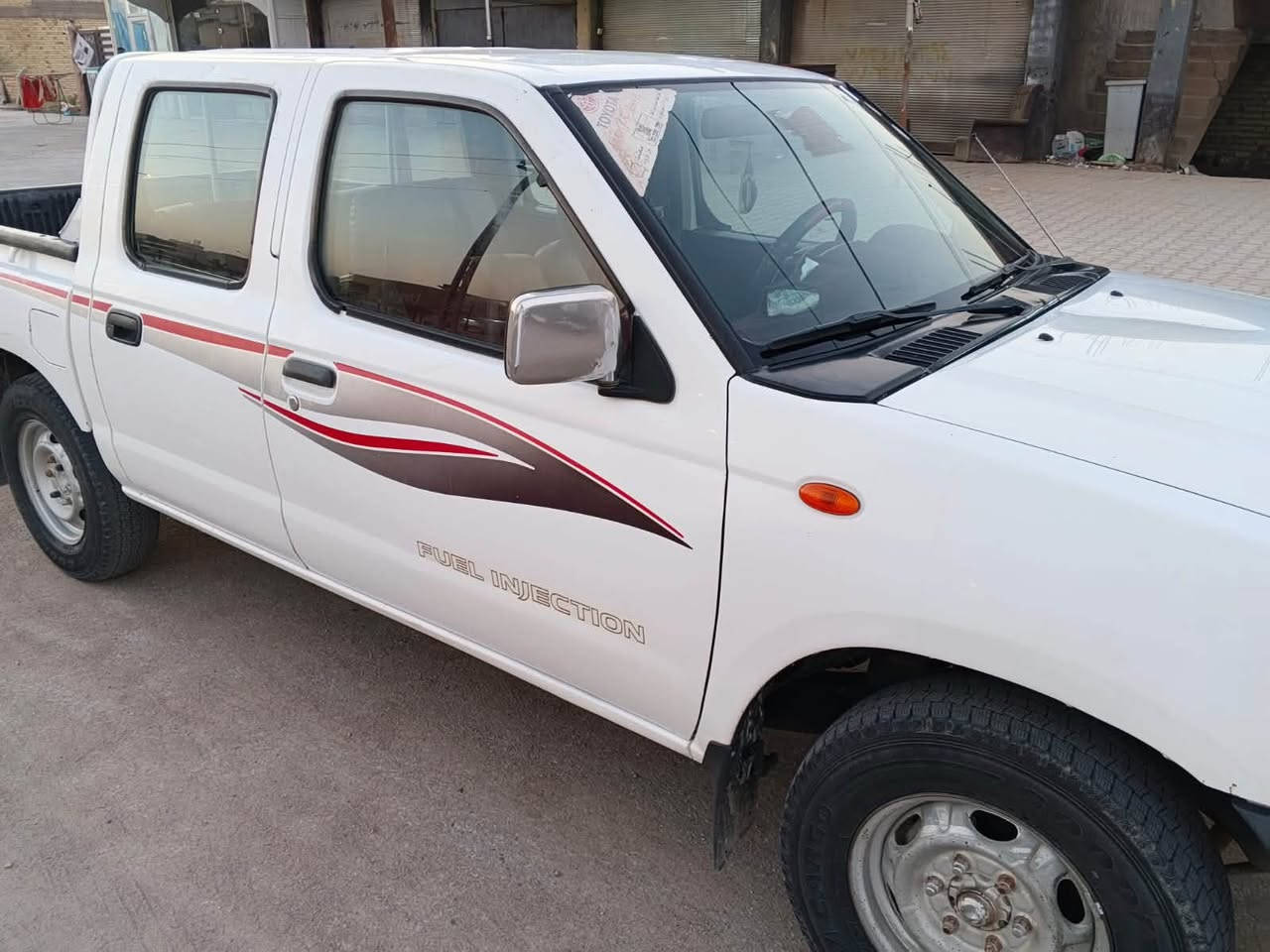 بيكب نيسان موديل 2009 بيه صبغ باب وجاملغ بدون دواخل محرك كير جديد السعر 105. مع المجال  ىترهم امراوس بسيارة احدث منه اتواصل على رقم ***********
