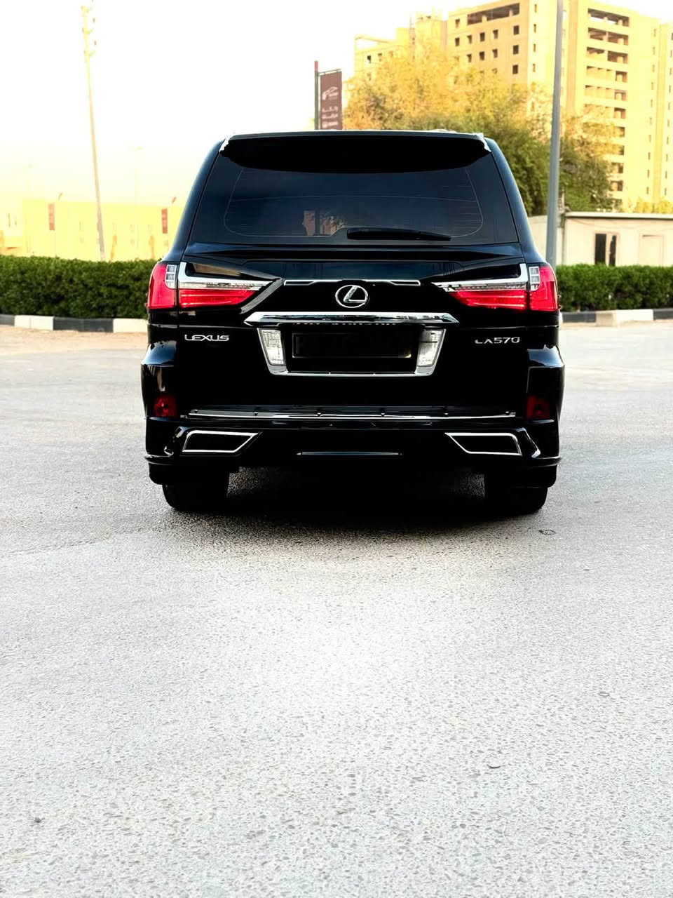 سلام عليكم للبيع او للمراوس LEXUS 2010 محدث 2021 داخل خارج رقم بغداد الإنكليزي شرط التحويل سياره كير مكينه في حداديه مشروطات 
سياره جكات شغاله سياره تحكم سترين تحكم كشنات السياره بعد بيها موصفات متخلص تبريد ثلج سياره تخم تاير سياره حلوه ونظيفه وماناقصه شي سياره مال جناي  (((((ملاحظه للبيع أو المراوس جمسي كديلاك تاهو من ٢٠١٥ إلى ٢٠٢٤ )))))))) السعر أو الاستفسار على الرقم ***********
