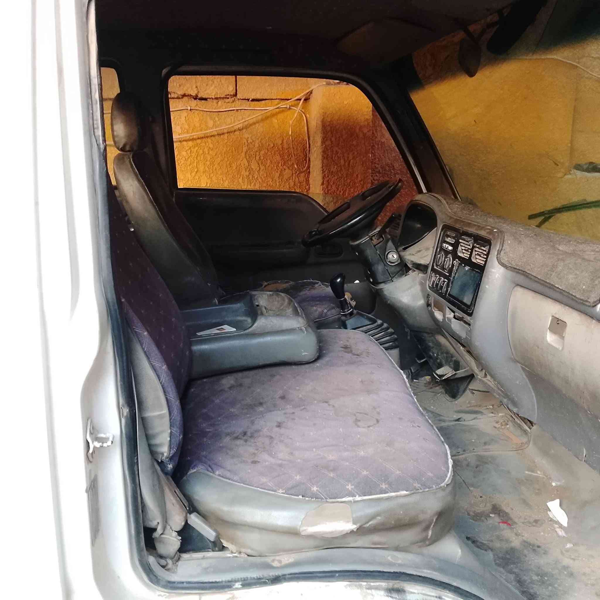 فونتيره للبيع 97 قماره قلاب شاصي مكينه مكفولات رقم انكليزي بغداد السعر، 55 مكاني بغداد تحياتي للجميع***********

