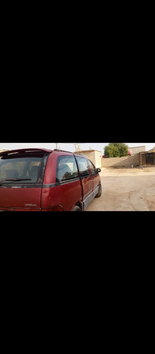 سيارة للبيع وياها سيارة أدوات سيارتين سعر٤٠ وبيها مجال مكلف بالنشر مكان بصره أبو الخصيب رقم￼***********
