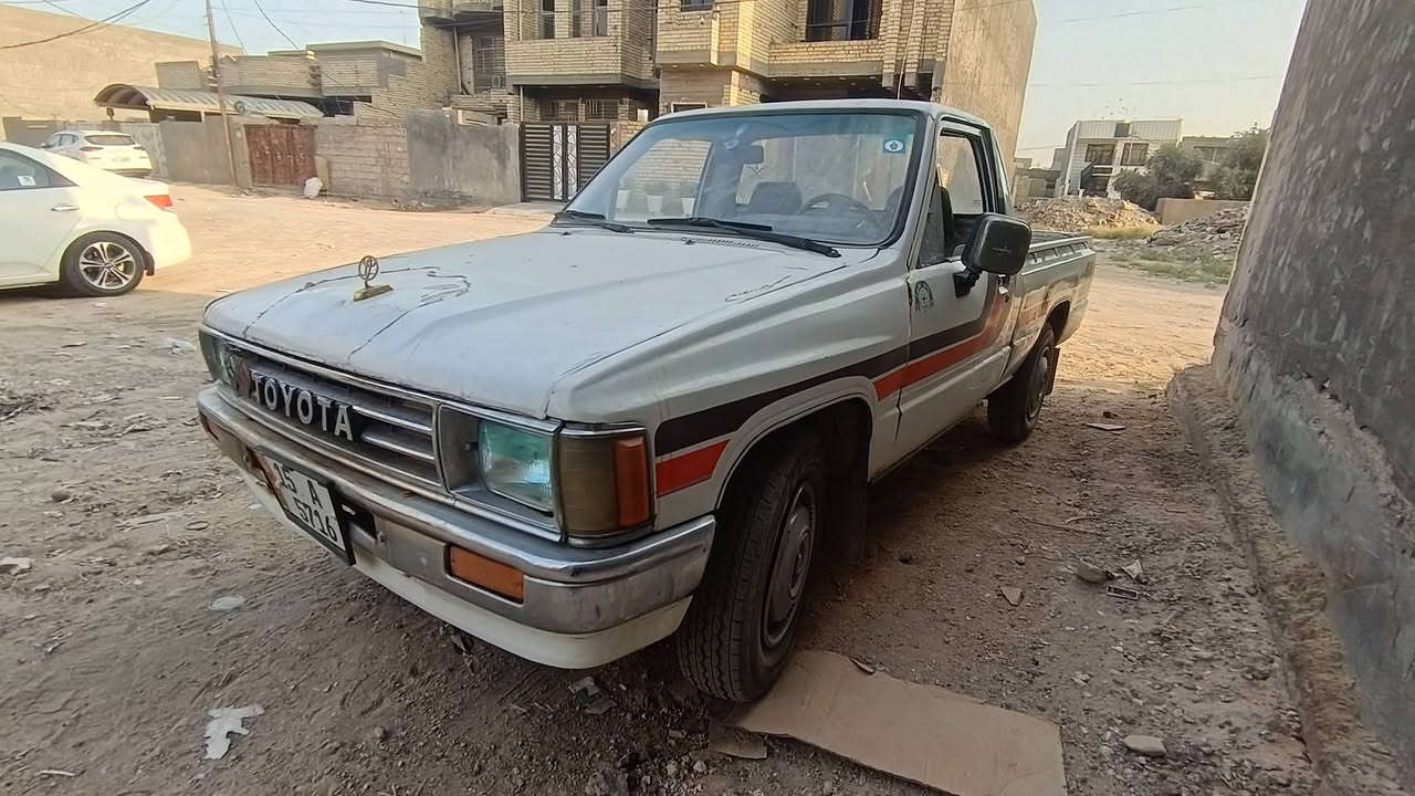 السلام عليكم
للبيع موديل ١٩٨٤
الرقم الإنكليزي الجديد / الأنبار
باسمي تحويل ثاني يوم
المحرك يحتاج تجفيت 
المكان بغداد المحمودية
*********** واتسب
السعر ٢٣ وبيها مجال بسيط
