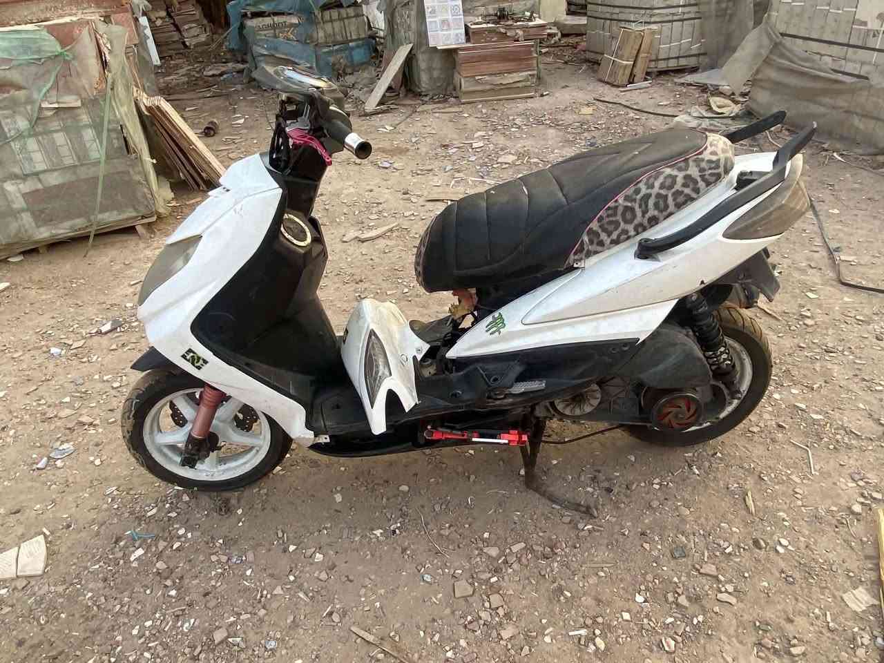 سلام عليكم سكنس فحل طلاعات ابيع كوم حديد جانت تشتغل بس ما تصعد دهن مكينته جانت ناعمه بوشته ٥٨ لتزويد لبيه كور اير تو وبيه كابريتر عكس  صدر كرزي ودبل خلفي رياضي اصلي وفج برمبو وستان صفح رياضي وقطره دهن وفلاوين ويداد رياضيه وبيه صالنصه مال ياباني سعر ٤٠٠ قفل مصروف عليه أكثر  سعر لا تعامل رقمي *********** ملاحضى جانت لدراجه بيه مكينه ٦٣ وبيه روله جبيره موجوده مكينه لقديمه بس زنجيله تعبان  مكاني بغداد
سلام عليكم سكنس فحل طلاعات ابيع كوم حديد جانت تشتغل بس ما تصعد دهن مكينته جانت ناعمه بوشته ٥٨ لتزويد لبيه كور اير تو وبيه كابريتر عكس  صدر كرزي ودبل خلفي رياضي اصلي وفج برمبو وستان صفح رياضي وقطره دهن وفلاوين ويداد رياضيه وبيه صالنصه مال ياباني سعر ٤٠٠ قفل مصروف عليه أكثر  سعر لا تعامل رقمي *********** ملاحضى جانت لدراجه بيه مكينه ٦٣ وبيه روله جبيره موجوده مكينه لقديمه بس زنجيله تعبان  مكاني بغداد
