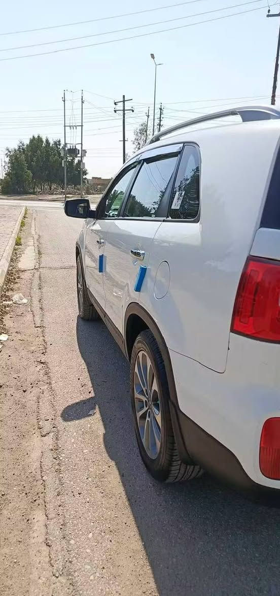 سورنتو موديل 2013 شكل 2014
خليجي  رقم بغداد بسمي

فول مواصفات 

تبديل قبق جنطة والباقي كفالة عامة

محرك  والكير شرط الفحص 

 المواصفات 

6 سلندر 

٧راكب

٣ قطع تبريد

بصمة تشغيل 

ابواب بصمة

مرايات شفط مع اشاير 

بانو راما طكتين جام 

مري شفط 

علامة سورنتو بدوسة ضوئيه

حساسات امامي

حساسات خلفي

5 ويل كروم حجم 19

شاشة

فول تحكم ستيرن 

مكينة وكير وحدادية خلفي امامي كلشي جديده

زنون عالي  ناصي 

كشن السايق ولراكب كهربائي

كامرة دوارة خلفية

كشن امامي خلفي تدفئة

مكان سيارة واسط

(ملاحظة) وين ما يعجبك تفحص افحص 

سعر 165 وبيها مجال 
للستفسار ***********
