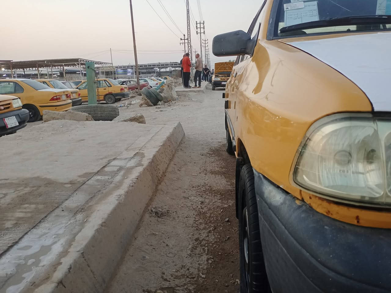 سلام عليكم
سايبه موديل 12 جاهزه من كلشي مكينه وكير حداديه سفنجه تخم تاير غرامات مصفره سنويه ساقطه هيئه مصفره تبريد ثلج 🥶 سياره جاهزه من كلشي كبل للشارع مال جناي كفاله عامه عده جاملغ مبدل اثر خياس والباقي كفاله السعر 25 وبيه مجال للشراي مكان ديوانيه رقمه قادسيه للاتصال فقط مامتواجد فقط اتصال ***********
