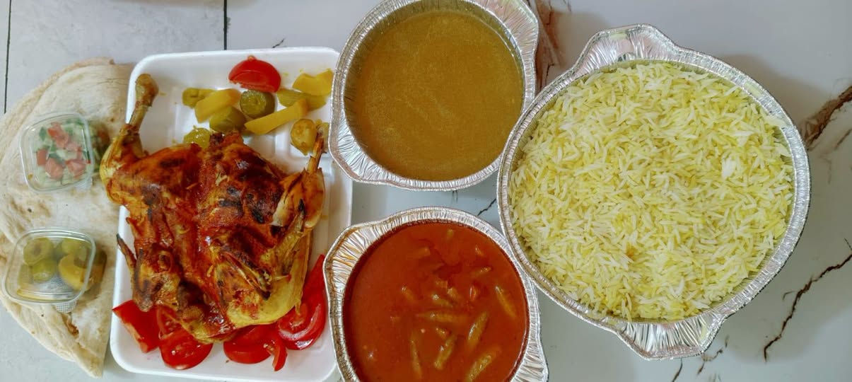 عرض دجاجه كامله+ كدر تمن+ كدرين تشريب اومركه + كرصتين خبز+ طرشي مقبلات اب 15000 التوصيل مجاني لكل مناطق الشامية ريف اومدينه للحجز ***********
