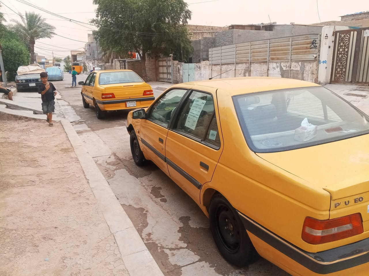 سياره لميس 405
بغداد سياره صدر امامي خلفي تخم تاير سياره حلوه مال بيت ماشتغله عل باب الله رقم ***********واتساب موجود سعر سياره 36وبيه مجال
