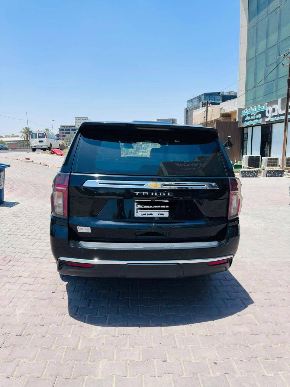سلام عليكم ....
#تاهو
Ls 

2023
بدون صبغ  بس دعجة كد شبر باب البصف السايق  ومملعوب بية ولا مبولشة 
سيارة جاهزة ماخذة زيرو على ايدي 
ماشيه ٧٠كم
رقم بغداد مكان بغداد
سعر 40000
***********

نص مكتوب في الصور:
- iQ