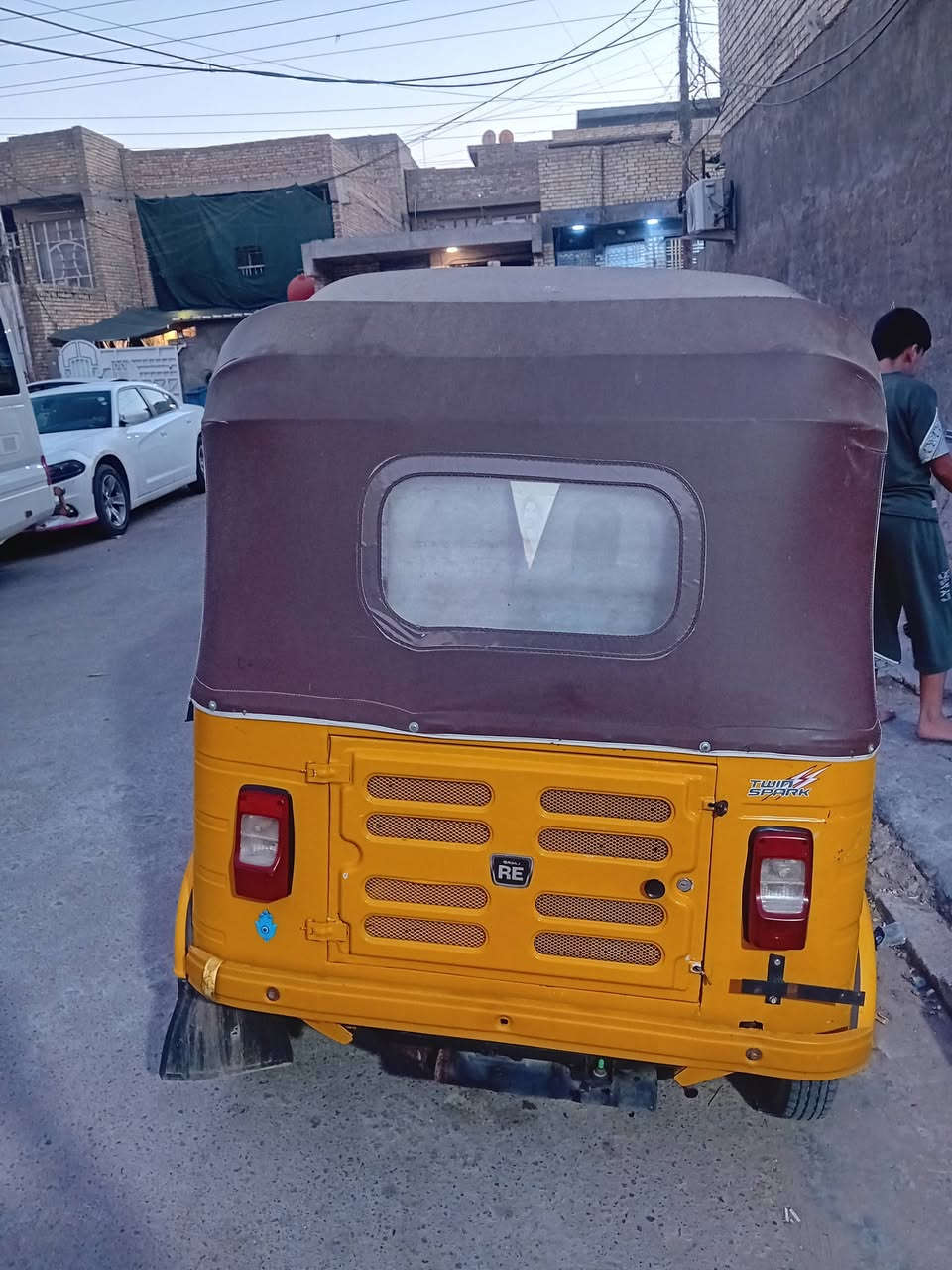 تكتك للبيع موديل 18رقم وسنوية انكليزي ***********
