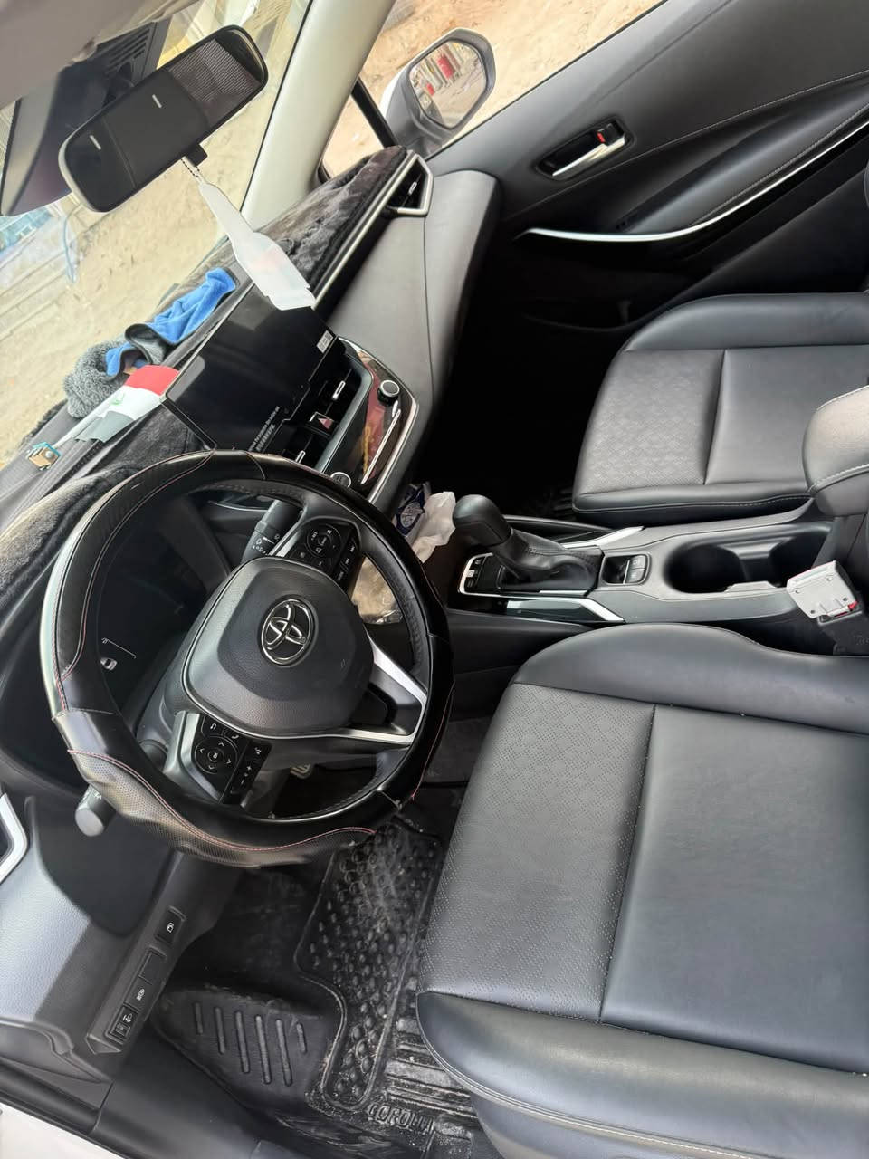 سلام وعليكم ورحمة الله وبركاته 

Toyota Corolla Hybrid

تويوتا كورولا هايبرد 
موديل (2025)
ماشيه (38.Km)
فول مواصفات 
بصمه أبواب +بصمه تشغيل 
شاشه +تحكم +رادارات +فتحه
رقم بغداد باسم الشركه 
📍البصره الزبير 
للاستفسار ( ‭***********‬)
