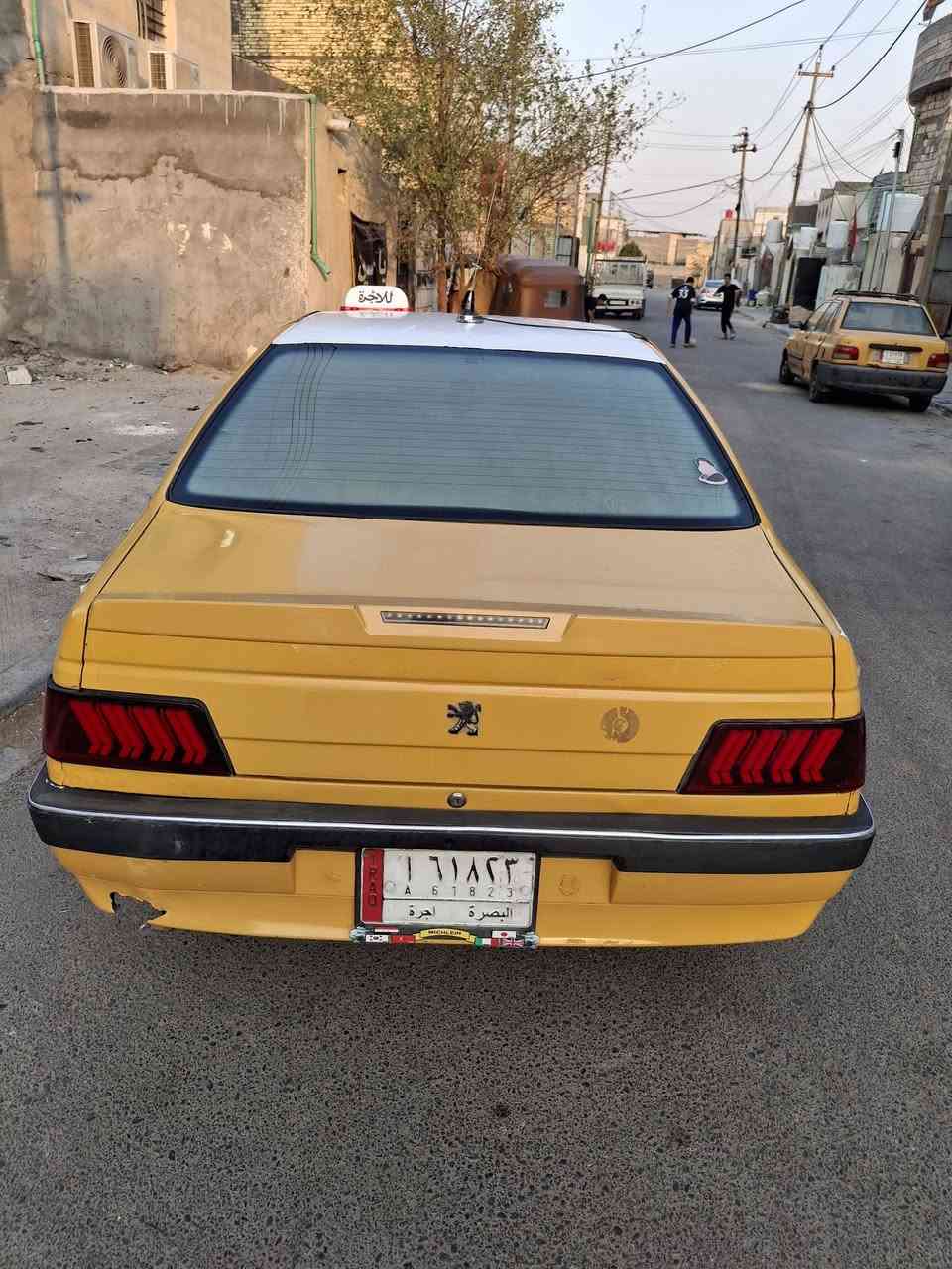 بيجو 405 مديل 16 كفالة ضربة وتبديل مكينه وكير وتبريد وحداديه جاهزه من كلشي مصفره هيئه وغرامات سننوية ل28 تحويل مباشر سعره 34 ورقة مكاني بصرة القبلة ***********
