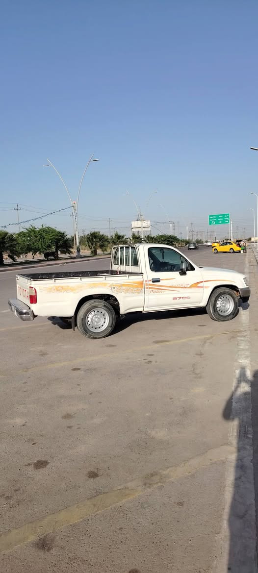 بيكم 2002 للبيع ورقم واسط سياره جاهزه تخم تواير بخاخ كير محرك شاصي كفاله مكان بصره الزبير ***********
