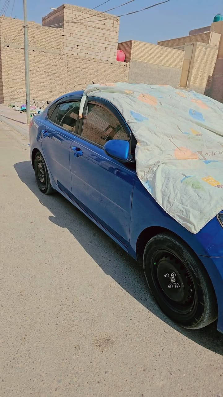ريو للبيع 
موديل ٢١ 
ماشيه ٤٨
جديده
السعر.  ١٠٠ 
اي استفسار  اتصل ع صاحب السياره 
***********
مكانه كربلاء 
محرك ١٦٠٠ دبل نوزل  يعني انسه صرف بانزين
