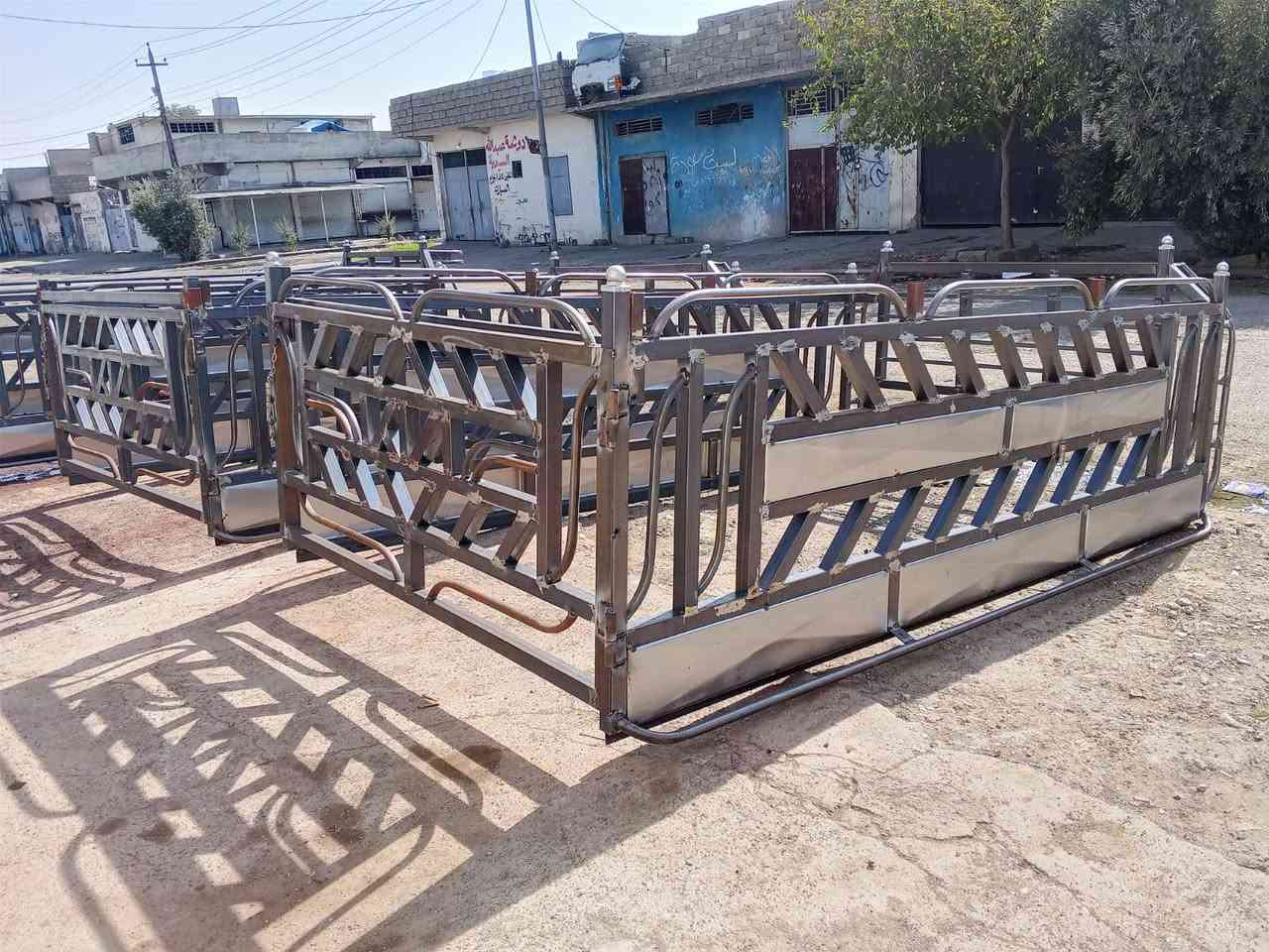 حدادة مهند ابو محمد الفصال جميع انواع المحجلات موصل جانب الايسر موقع المحل شارع 60 خلف المعارض وخلف شارع البراوي التواصل عبر الارقام بي واتساب *********** /***********
