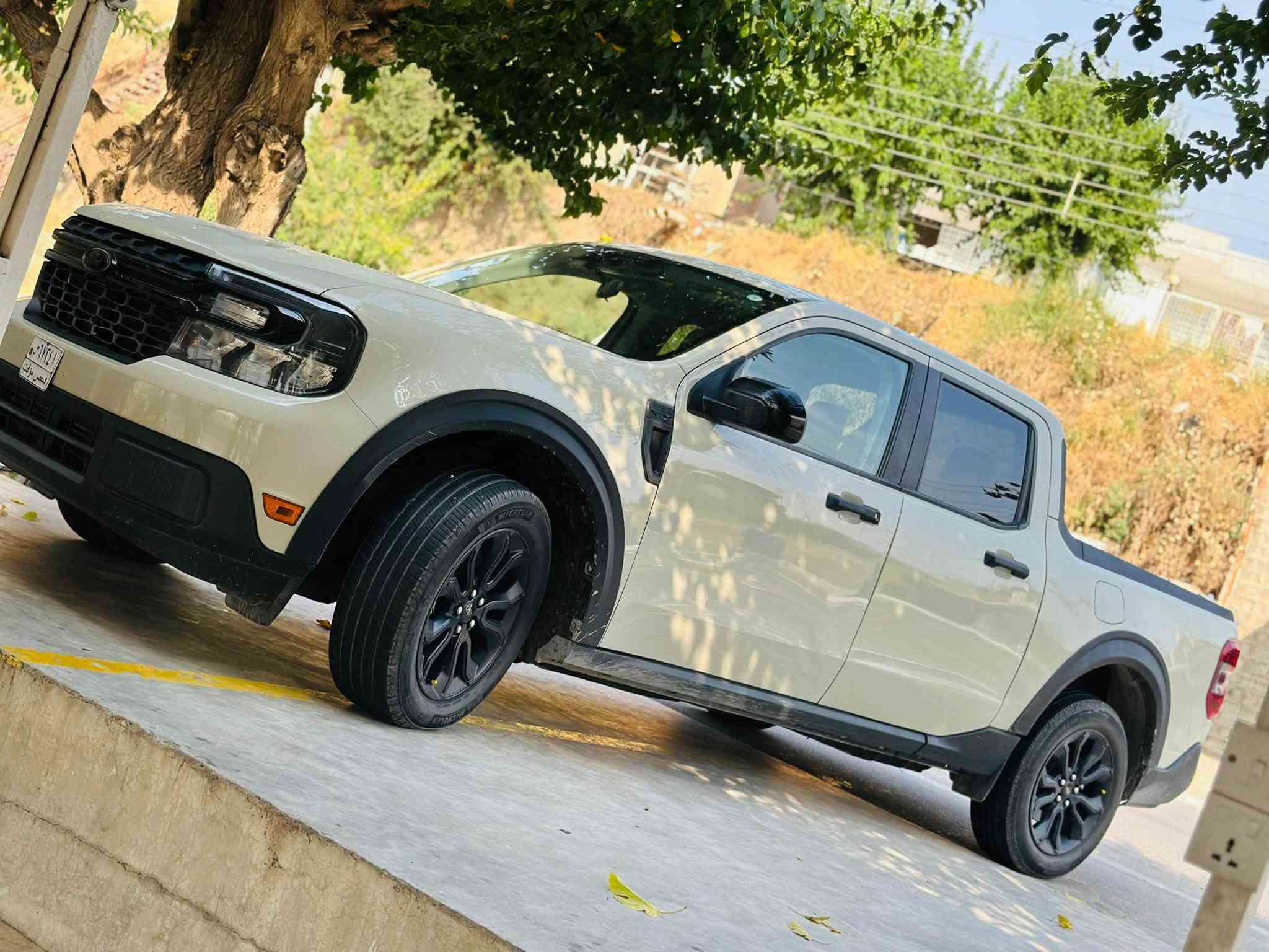 فقط بيع فورد مافريك هايبرد 2024 XLT
الون  بيجي
ويل كب 
تدفه كشنات 
تدفه ستيرن 
رادار امامي 
توقف ذاتي
‏٤انضمة قيادة 
كرسي سائق كهربائي 
شاشه كبيره 
مثبت سرعه 
كير موس 
تشغيل عن بعد 
تحكمات ستيرن
هاند بريك اتو 
منفذ تايبسي
تبريد ثلج 
بجم كبس 
بيها تايرات مشلن شركة
كشنات جلد طبيعي لون بيجي 
السعر190 $
السياره بدون رقم 
حادث موضح بصوره 
باب خلف السأئق صبغ 
والجاملغ خلف باب الساىق صبغ فقط بدون تبديل 
مكاني بابل الحله المركز
***********
***********
