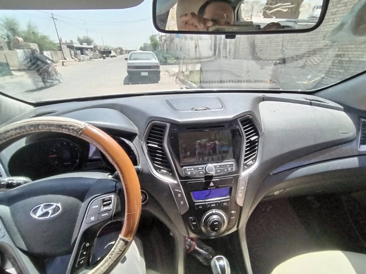 سنتافيا موديل ١٥
باسمي مكفوله السياره
من كلشي
مكينه جديده توني شادهه راديتر جديده تايرات جديد ميسان
***********
