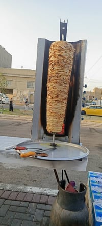 متفرغ • خادم مطعم • زعفرانية