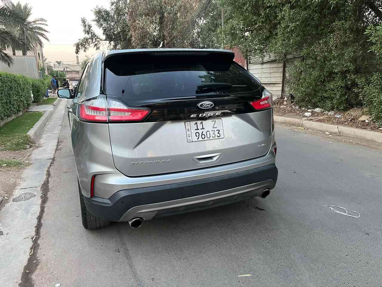 ايدج تيتانيوم • ٢٠٢٤ • بدون صبغ