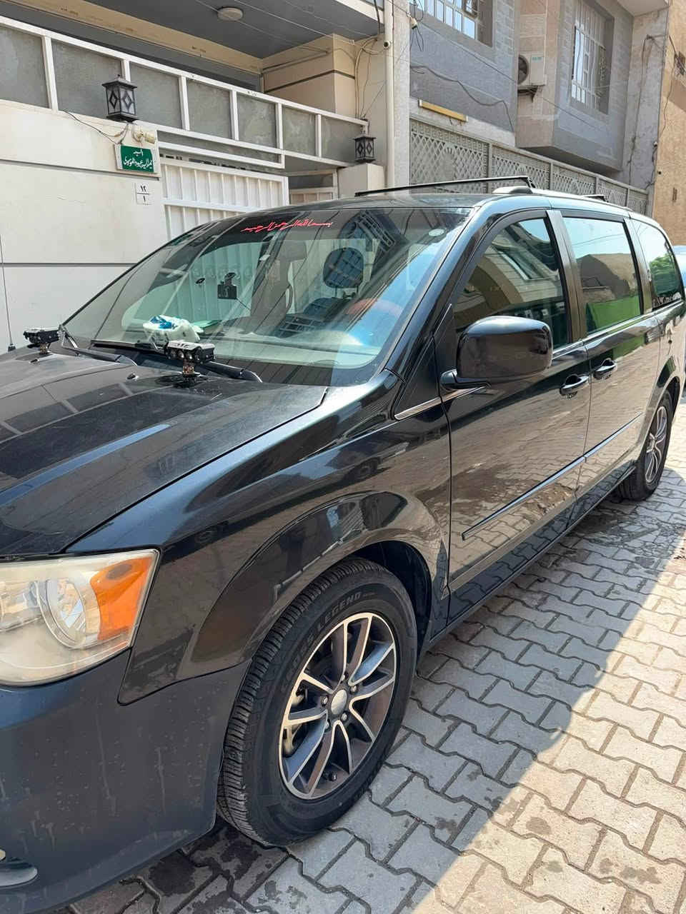 دوج كرفان sxt سبعة راكب
موديل 2017 حادثها بنيد و الجاملغ الايمن 
ماشيه 70470miles. المحرك 3600
رقم سليمانيه السنويه 2028
السعر ٢٢ مليون و ٥٠٠ و بيها مجال بسيط جداً 
وارد كندي
باسم صاحب المنشور 
لون اسود تبريد ثلاث قطع ، ابواب كهرباء مع مري كهرباء 
كرسي السائق كهرباء ،تحكمات ستيرن جهتين 
كامره خلفيه و شاشه بلاديه ، مثبت سرعه و مانع انزلاق ،صرف اقتصادي نظام اكونومك
كراسي خلفيه منفصله قلابه 
محرك و الكير بحاله جيده باتري جديد 
تايرات ويل كاب بحاله جيده 
اتريد تحويل او وكالة جاهز
صور الحادث مرفقه بالمنشور 
رقمي ***********
التواصل اتصال و واتساب فقط
