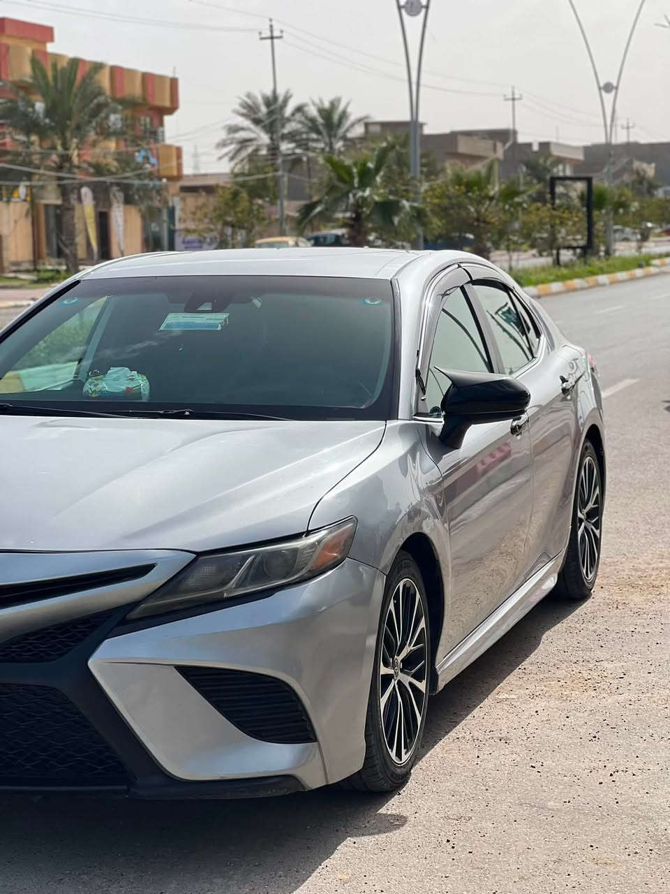 للبيع كامري SEمديل 19كيرمحرك شرط ما مفتوح
تايرجديد صدرجديد تبريد شرط رقم شرط
وارد امريكي الممشى 270الف كيلو الضرر موضح بل منشور السعر 150وبيها مجال للستفسار الاتصال على
***********غير متواجد عل فيس🤍
