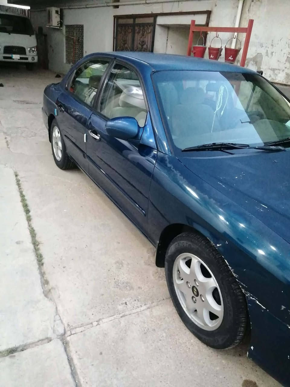 سلام عليكم سوناتا 6 سلندر موديل 2000  رقم بغداد دولي وارد امريكي ليبل واحد  مكفوله  محرك وكير  خير من الله صدر خلفي أمامي تبريد منظومة جديدة كمبريسر راديتر فريز اني شديتهن  تخم تاير ويل كب  كهربائيات كلها شغالة غرفتها عسلي جديده سياره  نظيفة ماشاءالله السياره بلاد  بدون معجون مكفوله كفاله عامه من الكص والضرب  وبلعافيه ع ياخذها  معروضه 44 وبيها مجال  مكان السياره كربلاء للتفاصيل اكثر
***********
سلام عليكم سوناتا 6 سلندر موديل 2000  رقم بغداد دولي وارد امريكي ليبل واحد  مكفوله  محرك وكير  خير من الله صدر خلفي أمامي تبريد منظومة جديدة كمبريسر راديتر فريز اني شديتهن  تخم تاير ويل كب  كهربائيات كلها شغالة غرفتها عسلي جديده سياره  نظيفة ماشاءالله السياره بلاد  بدون معجون مكفوله كفاله عامه من الكص والضرب  وبلعافيه ع ياخذها  معروضه 44 وبيها مجال  مكان السياره كربلاء للتفاصيل اكثر
