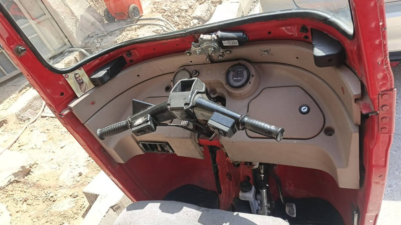 تكتك للبيع موديل ٢٠١٨ أوراق كامله مابيها كل نقص  مكان بغداد بوب الشام  رقم الهاتف ***********
