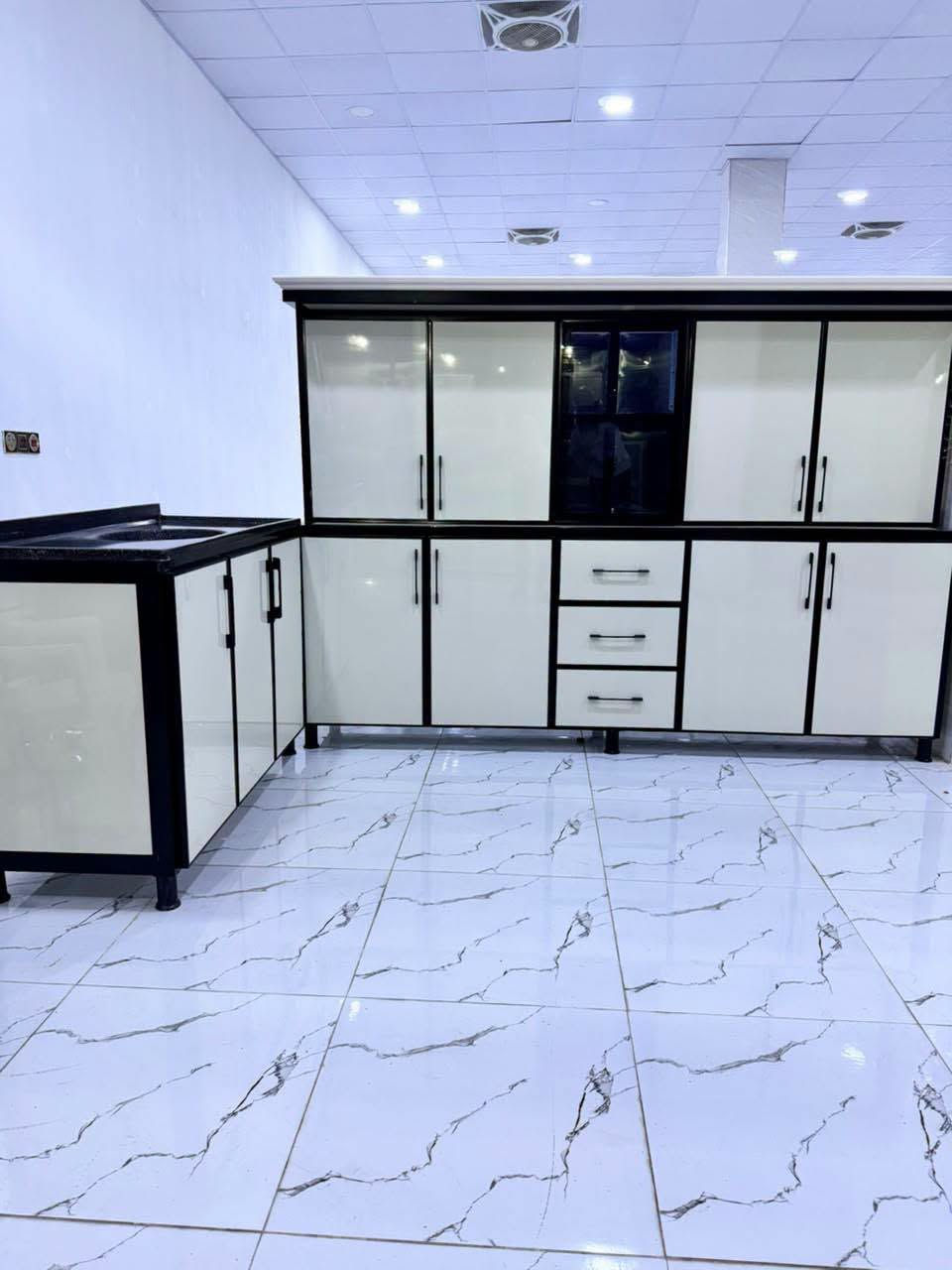 #تحطيم____الاسعار

#مستمرين وياكم بعروض المطابخ قياسات ستندر مواد سعودي ابواب هودرليك مجرات هودرليك رجل ستيل او عضم عاج ثقيل حسب طلب الزبون  بليت ثقيل ضمان 5 سنوات مع نقل داخل قضاء القائم  مجانا 😍

#قياس مترين الارضي مع معلق مع سنك متر و 30 سم بسعر 700 الف فقط 

#قياس مترين ونص الارضي مع معلق مع مغسل متر و 30 سم بسعر 850 الف 

#قياس ثلاثه متر الارضي مع معلق مع مغسل متر ونص بسعر مليون دينار فقط 

#كما يتوفر فصال حسب الطلب باسعار مناسبة جدا 

#كما يتوفر قسط لكل موظف او عقد او متقاعد على ( مصرف الرافدين ) حصرا بدون حجز مستمسكات 

#ملاحظة : معمل اساس القمم يوفر كل الديكورات من ابواب و شبابيك و محجرات و كاونترات بكل الفصالات و الموديلات 

#للطلب زيارة الموقع 📍 الكائن في قضاء القائم ناحية الكرابلة قرب جامع القدس مقابل اسواق الخضر 

#او الاتصال على الارقام التاليه 👇 

*********** يوجد واتس اب 

*********** يوجد واتس اب
