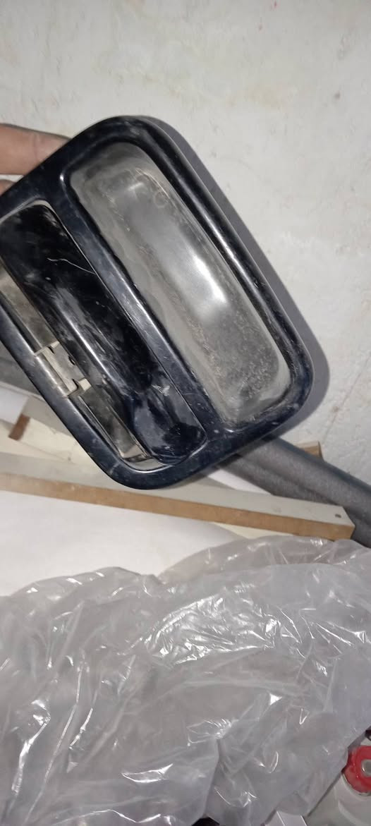 مروحة مزدوجة جديدة ما مستعملة علة الجداحة ٢٥ الف جديدة على
ادوات دوج كلايسر ٩٣ للبيغ حلة سياحي ***********
