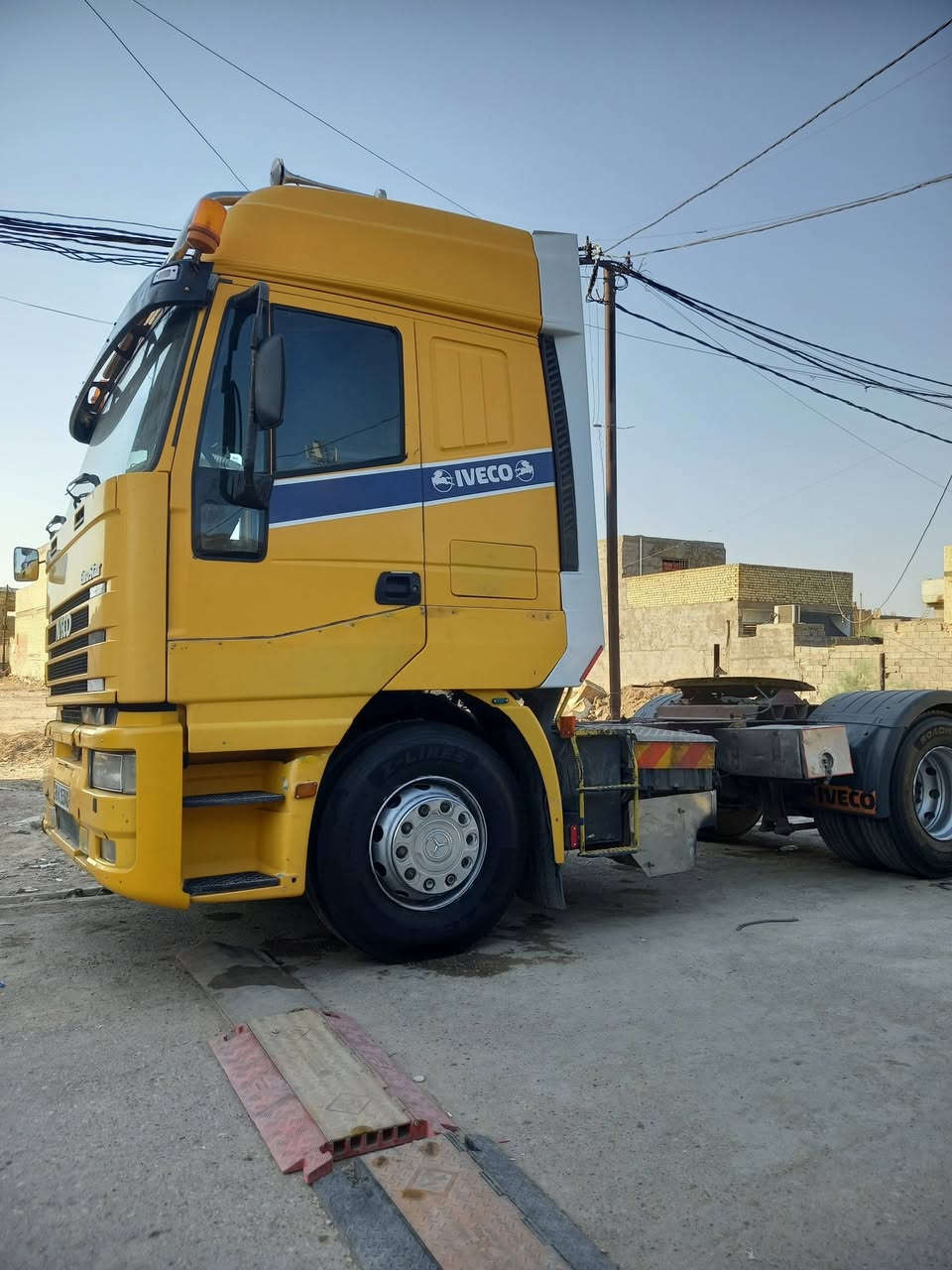 سلام عليكم افيكو موديل ٢٠١مكفولة كفاله عامة للبيع مسجلة افلات السعر ١٠٠ وبيهة مجال مكان بغداد رقم ***********
