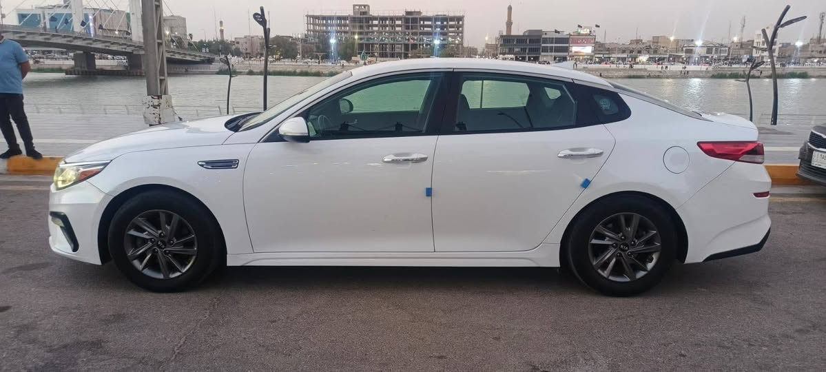 السلام عليكم اوبتما امريكي موديل 2020 

حادثها مرفق ب الصور 

السعر  145 و بيها مجال 

مكاني ناصريه مركز 

الاتصال  على الرقم أو واتساب  ***********
