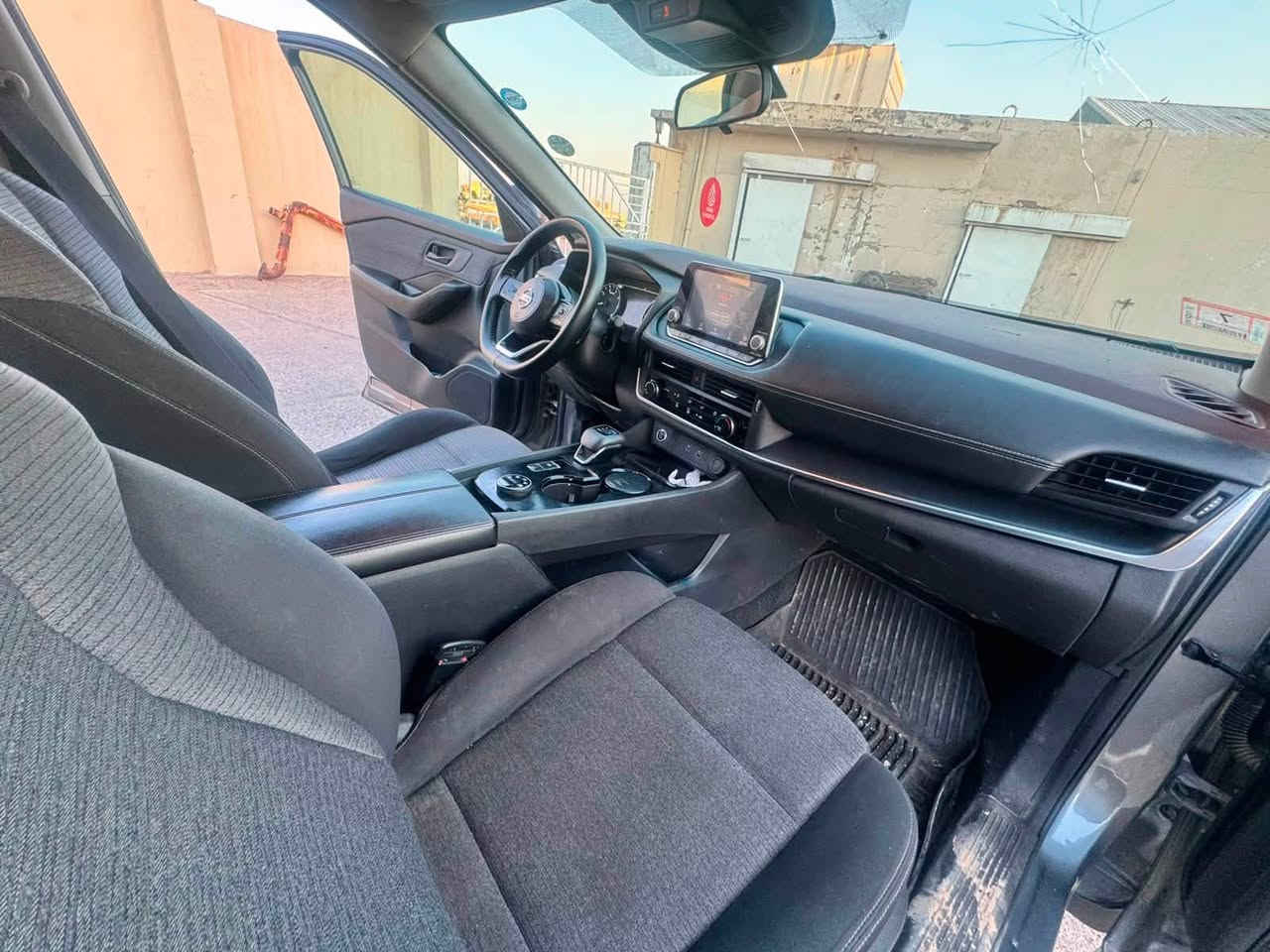 نيسان روج. 2021. S AWD
بونيد صبخ ارباك سيستم. سعررر. 165$ 
4 سلندر.     *********** واتس اب
